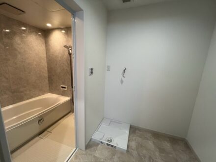 LINE_ALBUM_西迫邸_250312_23